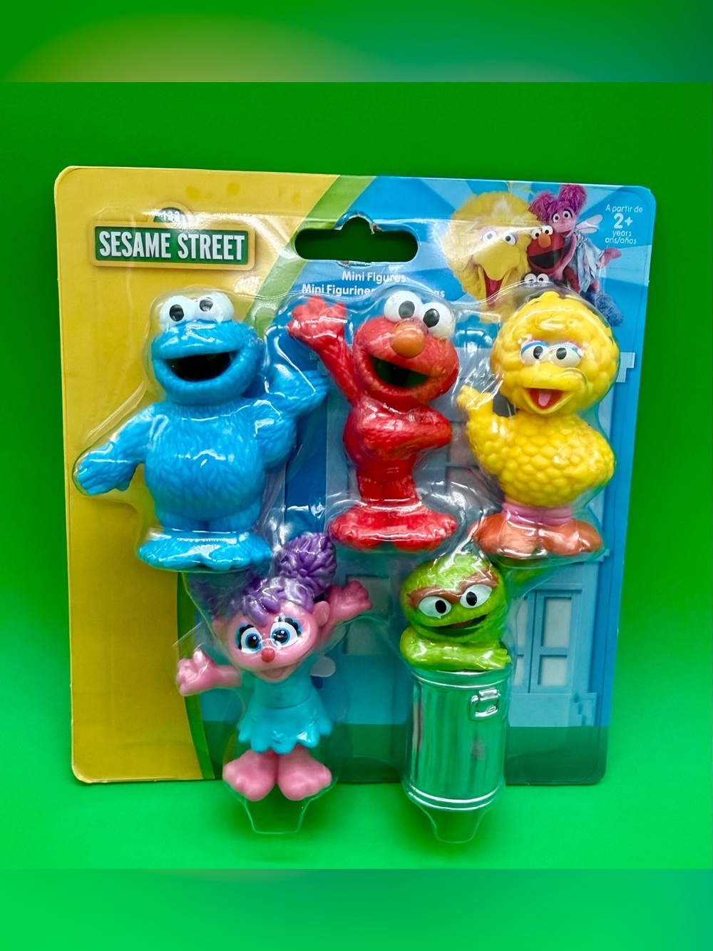 Sesame Street Mini Character Set in Blue, Red, Yellow, Pink, Green